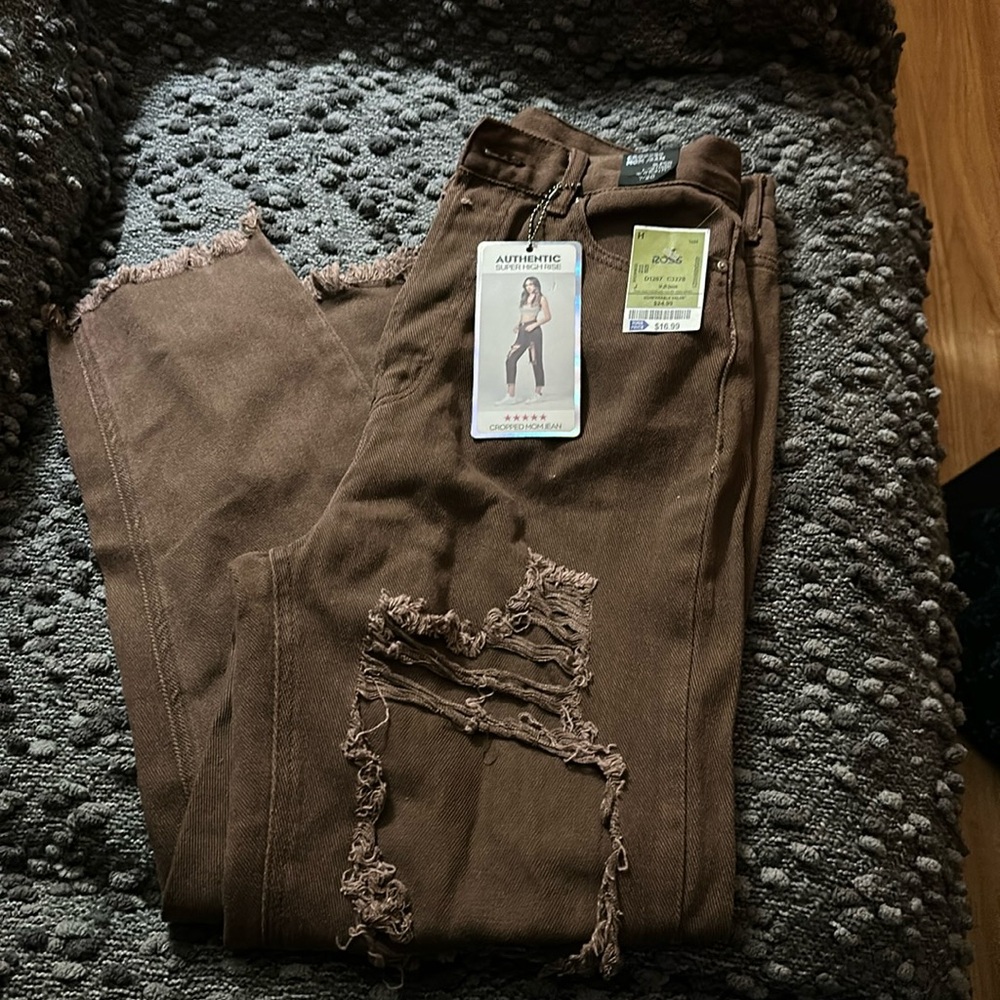 Women’s brown super high rise cropped Mom jeans